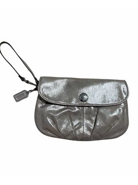 Coach Champagne Gold Metallic Wristlet Clutch Y2K Purse Handbag